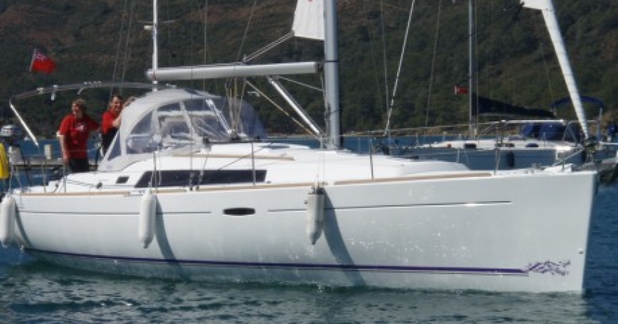Oceanis 37 (port Fethiye)